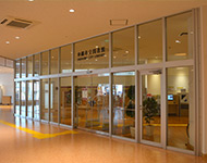 冲绳市立图书馆