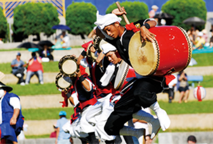 八月-冲绳全岛太鼓舞节